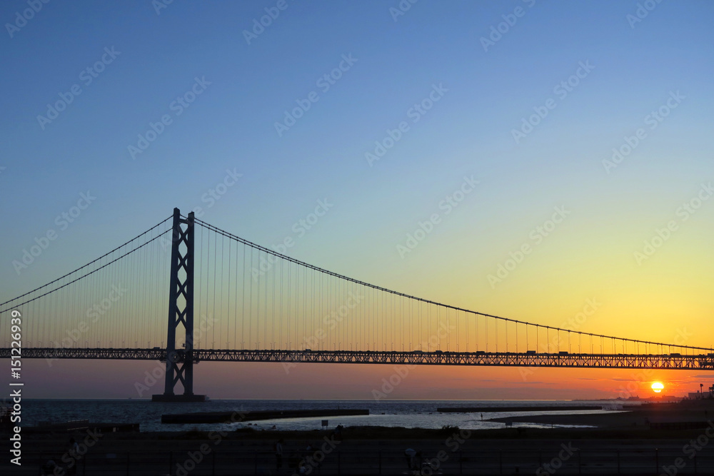 Obraz premium 明石海峡大橋 夕陽