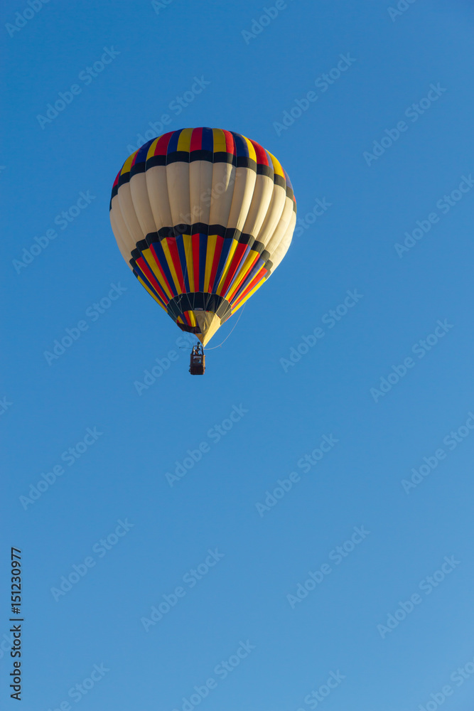 Naklejka premium Hot air balloon