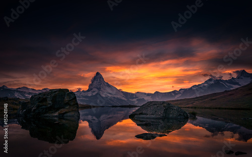 Sonnenuntergang über dem Matterhorn, Zermatt, Schweiz