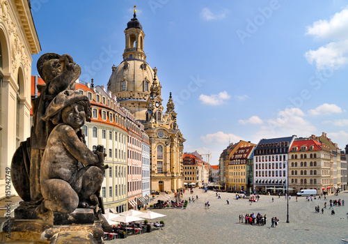 Skulptur auf der Brüstung des Verkehrsmuseums, im Hintergrund Neumarkt und Frauenkirche, Dresden, Sachsen, Deutschland, Europa photo