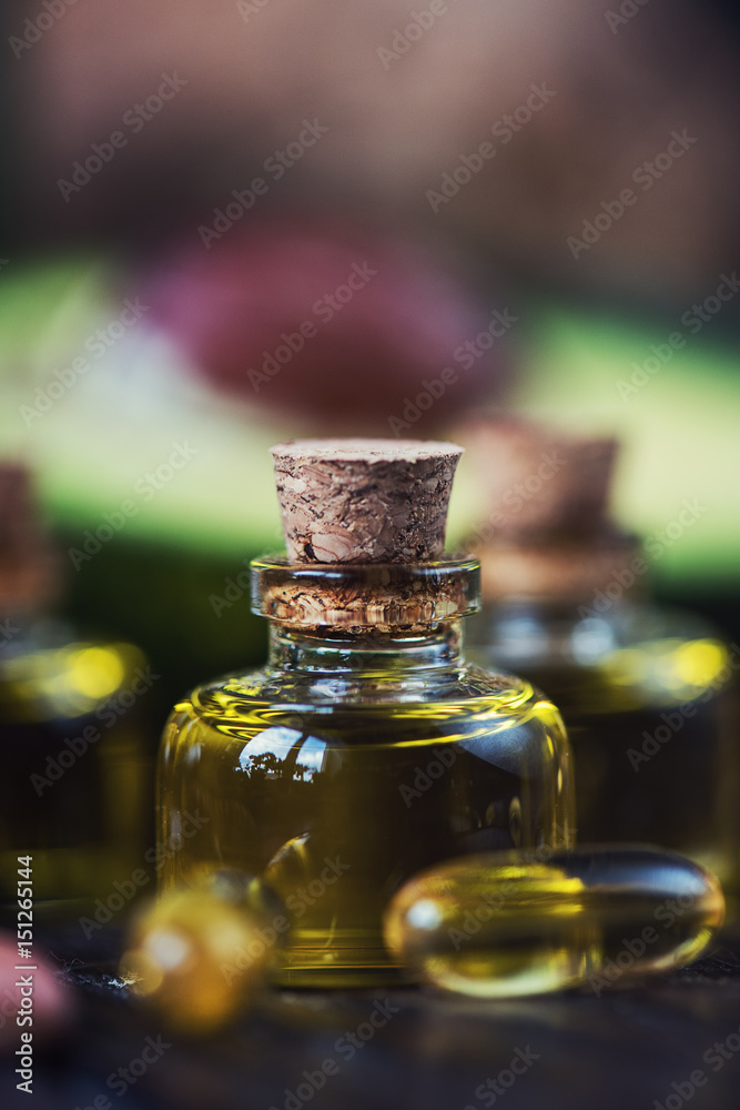 Oil of avocado and fish oil Oil of avocado and fish oil