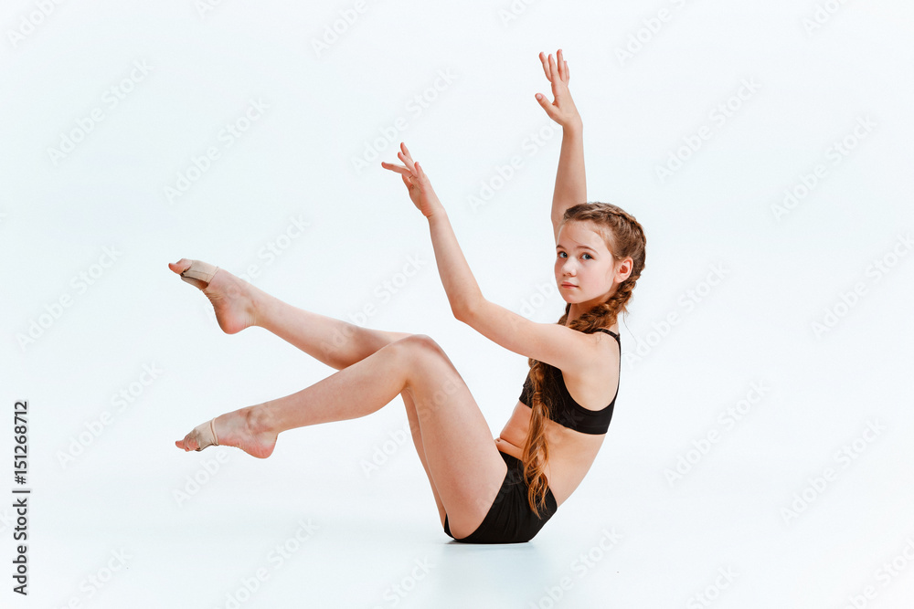 Fototapeta premium Young girl break dancing