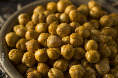 Homemade Spicy Salted Baked Chickpeas