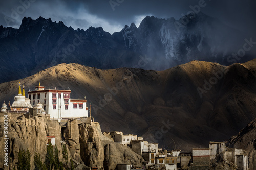 Bilde på lerret The Buddhist monastery of Lamayuru in the Indian Himalaya