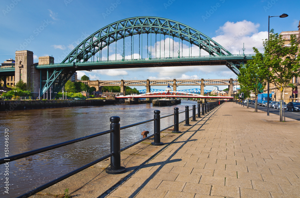 Tyne Bridges at Newcastle - obrazy, fototapety, plakaty 