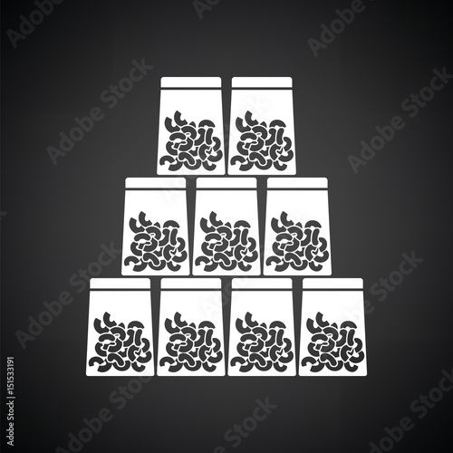 Macaroni in packages icon