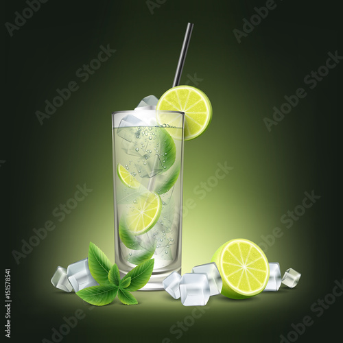 Mojito cocktail with fresh sliced lime