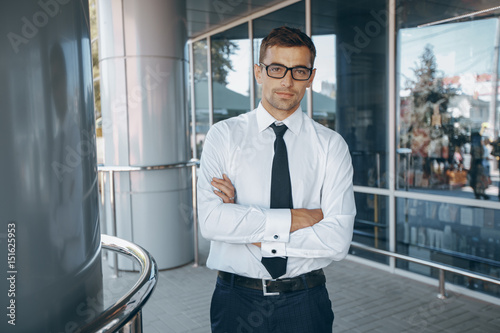 Wallpaper Mural businessman in glasses Torontodigital.ca