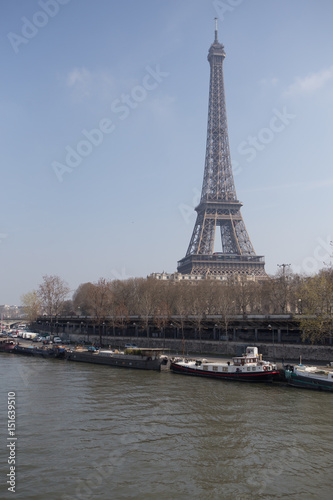 Eiffel Tower © Victor