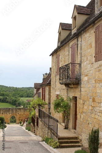 Domme  village class   en P  rigord noir  Dordogne