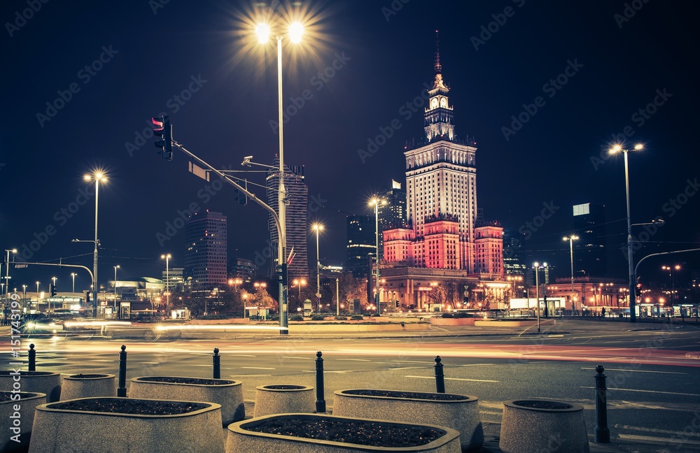 Fototapeta premium Śródmieście Warszawa nocą