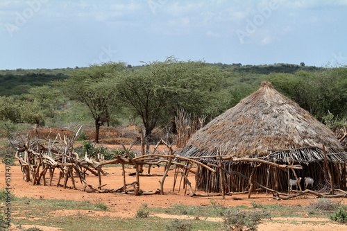 Traditionelle Strohhütten im Omo Valley von Äthiopien 
  photo