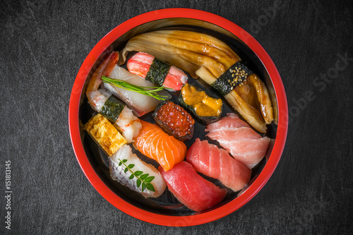 江戸前寿司　Tokyo-style sushi