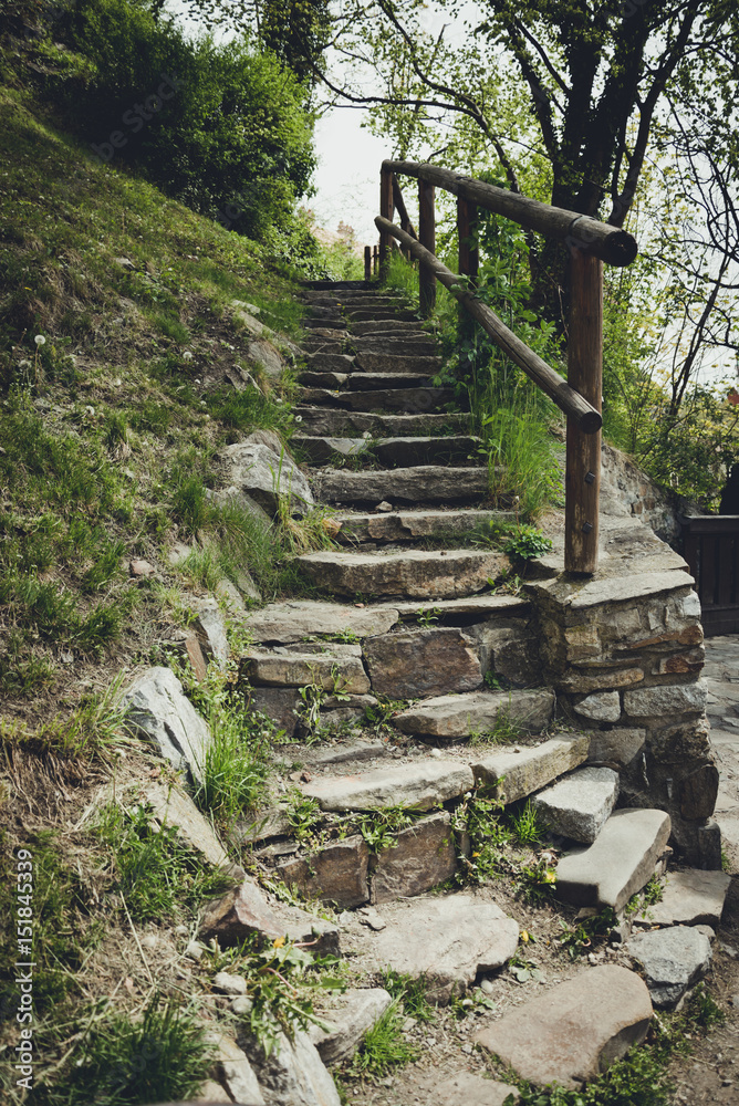Живописная старинная каменная лестница
