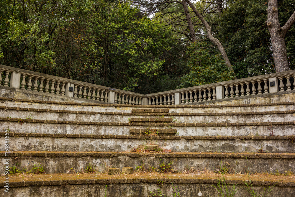 Old amphitheater in Tuscany - 1