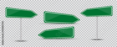 Photo Road Sign Isolated on transparent background Blank green arrow traffic