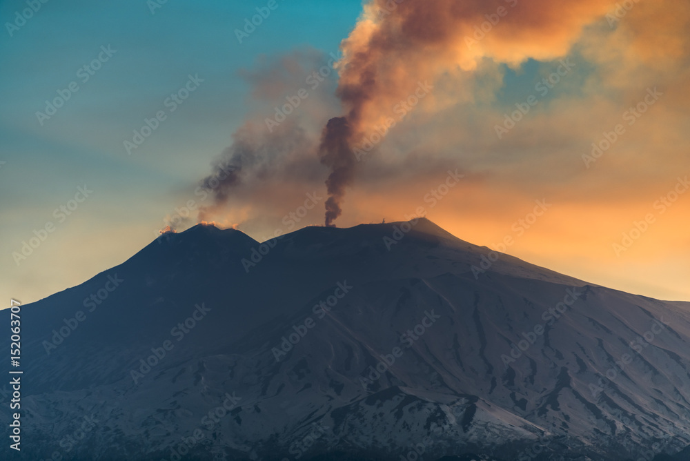 Mount Etna and its last eruption - fascinating and destroying