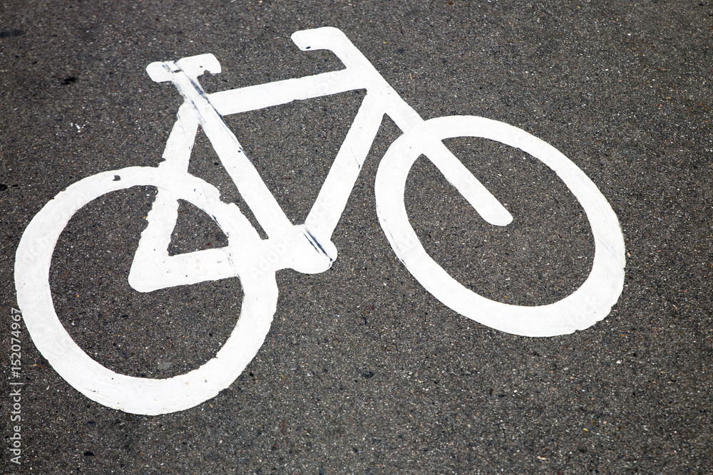 Drawing a bicycle on the asphalt
Drawing a bicycle on the asphalt