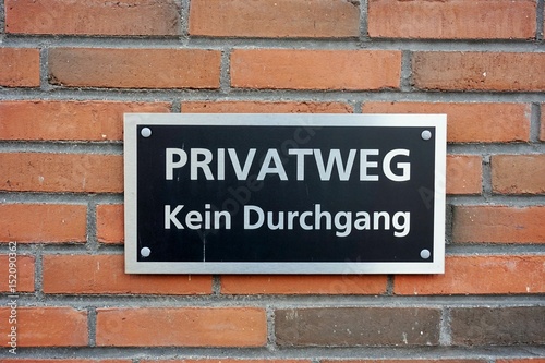 Privatweg / Private Way