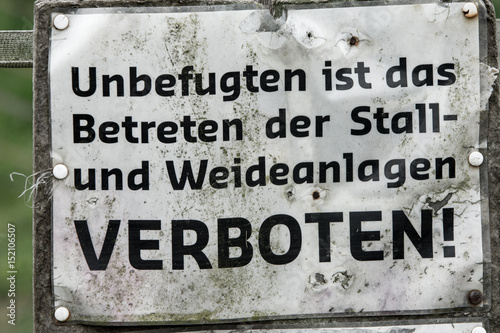 Betreten verboten Schild