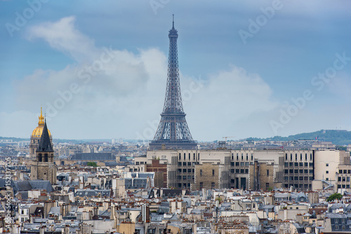 Panoramic view of Paris with Eiffel tower © Savvapanf Photo ©