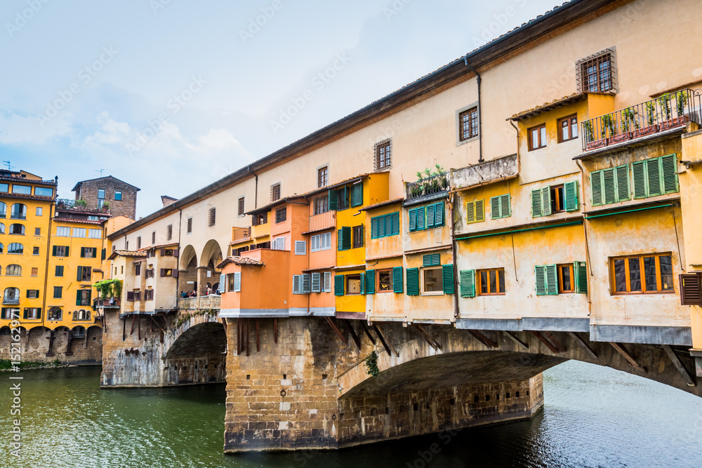 Le pont Vecchio sur l'Arno à Florence