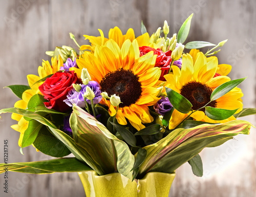 Fototapeta Naklejka Na Ścianę i Meble -  Composition with bouquet of flowers