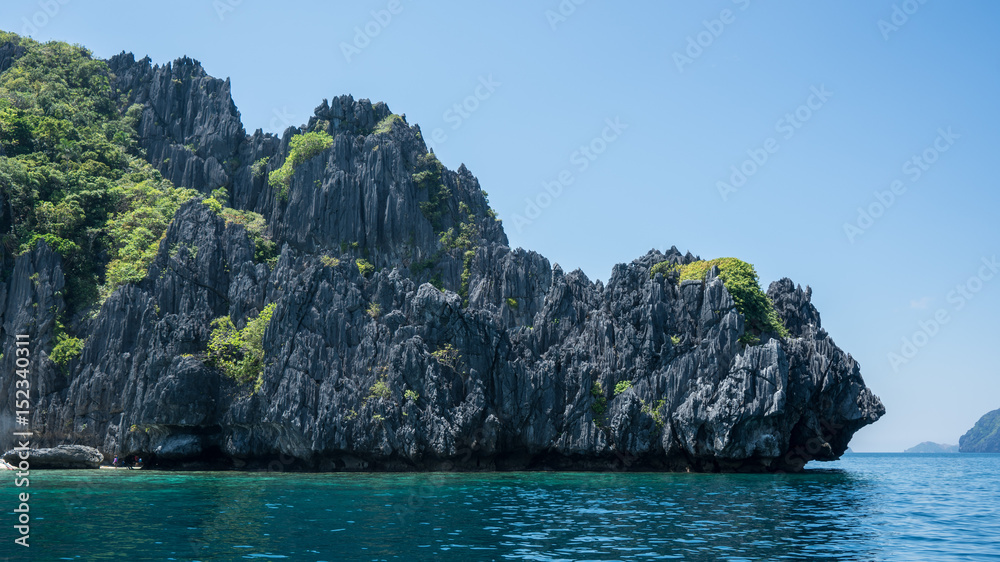 Karst Island rock formation in El Nido , Palawan, Philippines