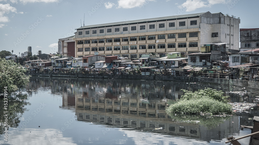 A glimpse of the Manila slums and the environment they live in