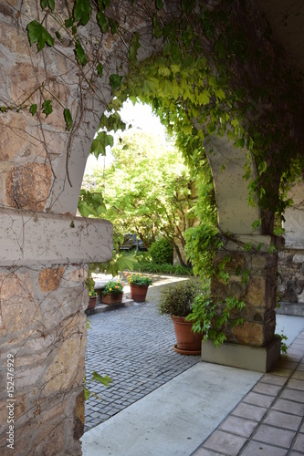Fototapeta Naklejka Na Ścianę i Meble -  Stone Archway