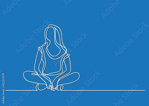 woman sitting relaxed - continuous line drawing