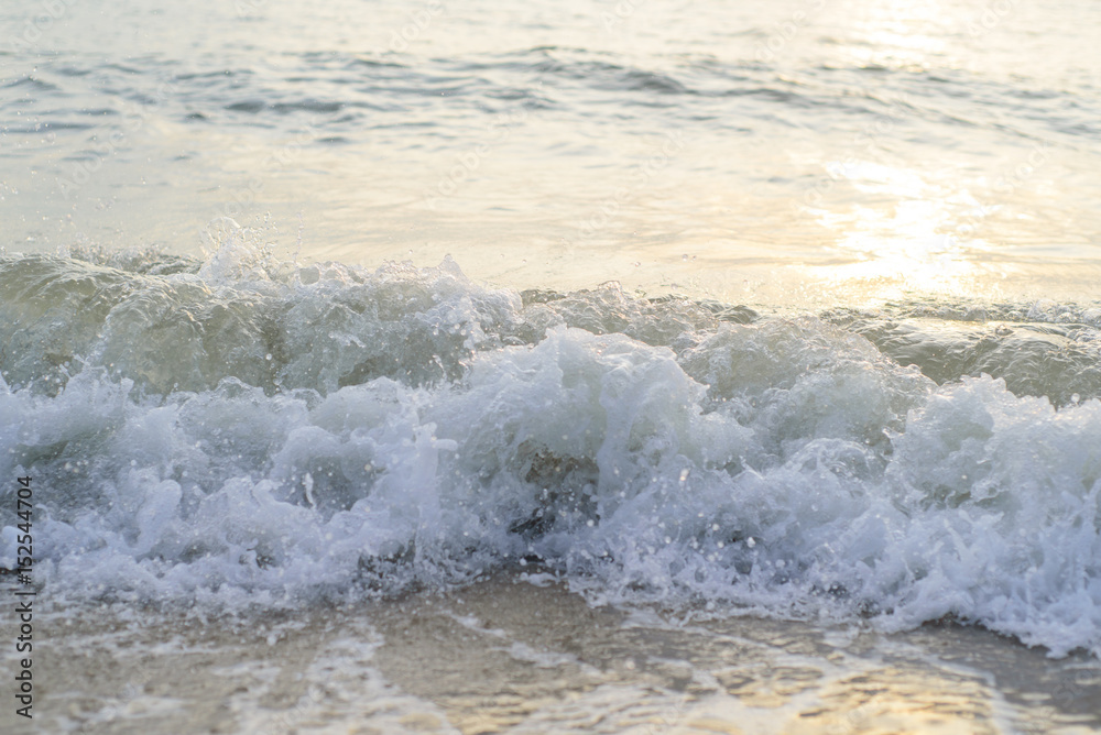 Wave and wave bubber Wave and wave bubber
