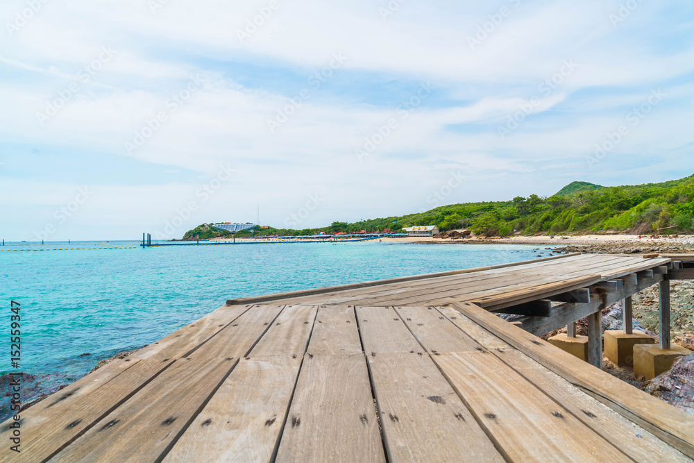 Wooden Bridge with beautiful tropical beach at Koh Larn in Pattaya