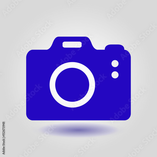 Photo camera symbol. DSLR camera sign icon. Digital camera. Flat design style. 