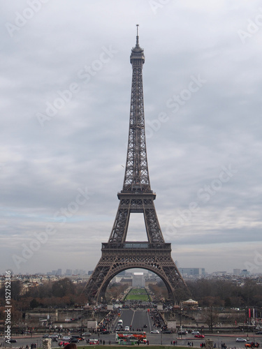 Fototapeta Naklejka Na Ścianę i Meble -  Tour Eiffel et Champ-de-Mars