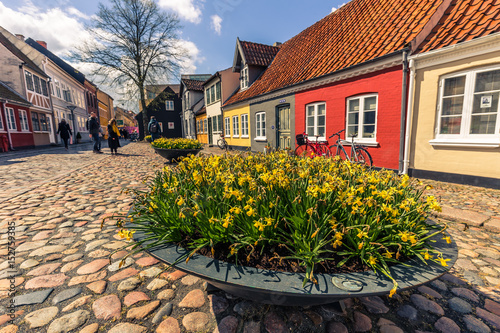 Cuadro en lienzo Odense, Denmark - April 29, 2017: Old town of Odense