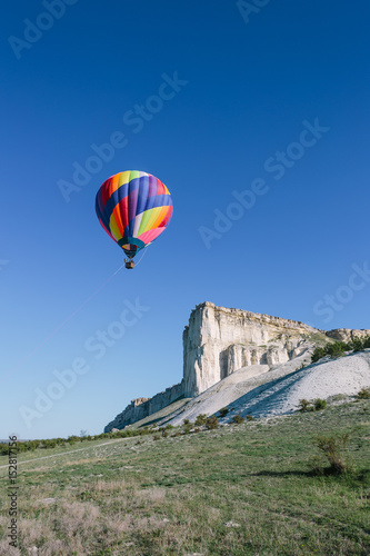 Hot Air Balloon Flights Near Mountains