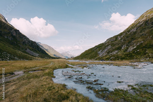 Franz-Senn-Hütte und Alpeiner Bach im Stubaital, Österreich photo