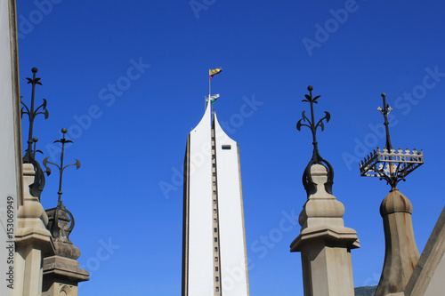 Arquitectura del centro de la ciudad, Edificio Coltejer. Medellín, Colombia.