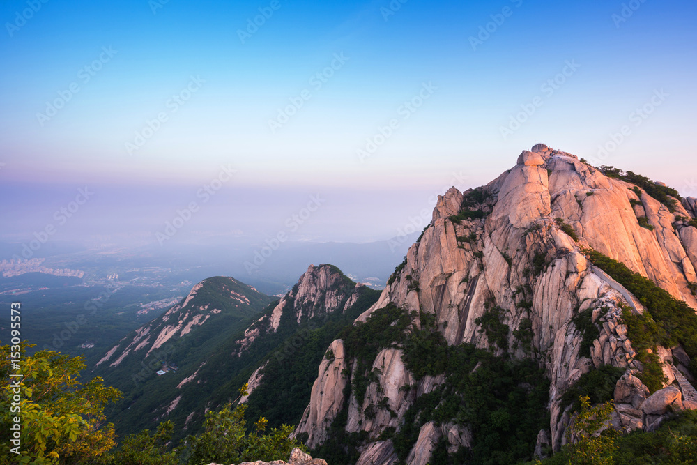 mountain in korea located in gyeonggido seoul, south korea. the name of mountain 'Bukhansan'