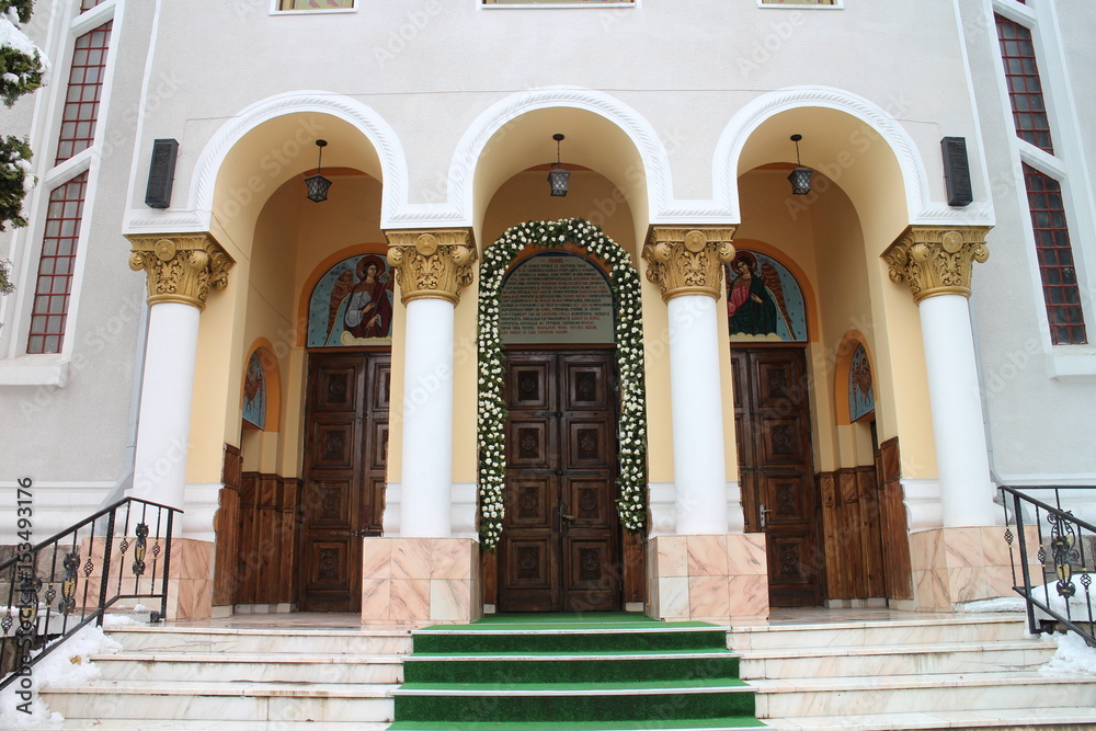 Fototapeta premium Entry to church Biserica Buna Vestire, Brasov, Romania
