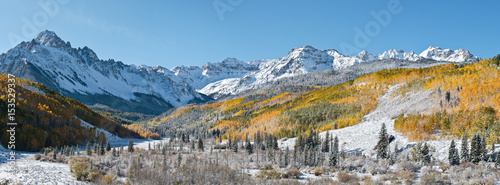 Cuadro en lienzo The Dallas Divide in Autumn, Colorado Rocky Mountains