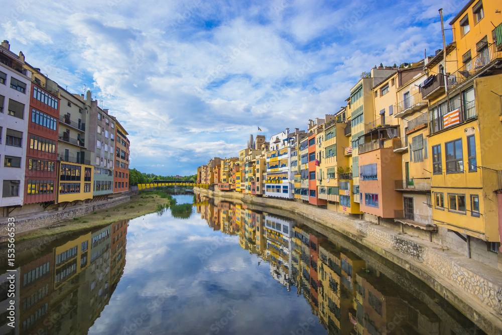 Girona casas del Onyar