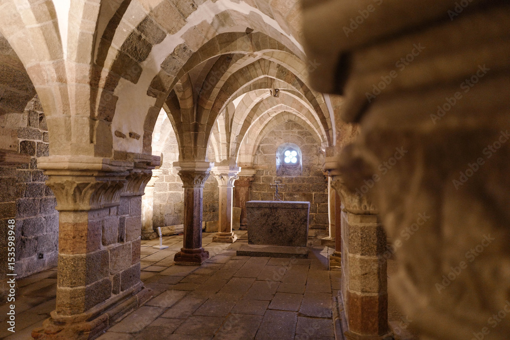 Fototapeta premium Gothic tomb