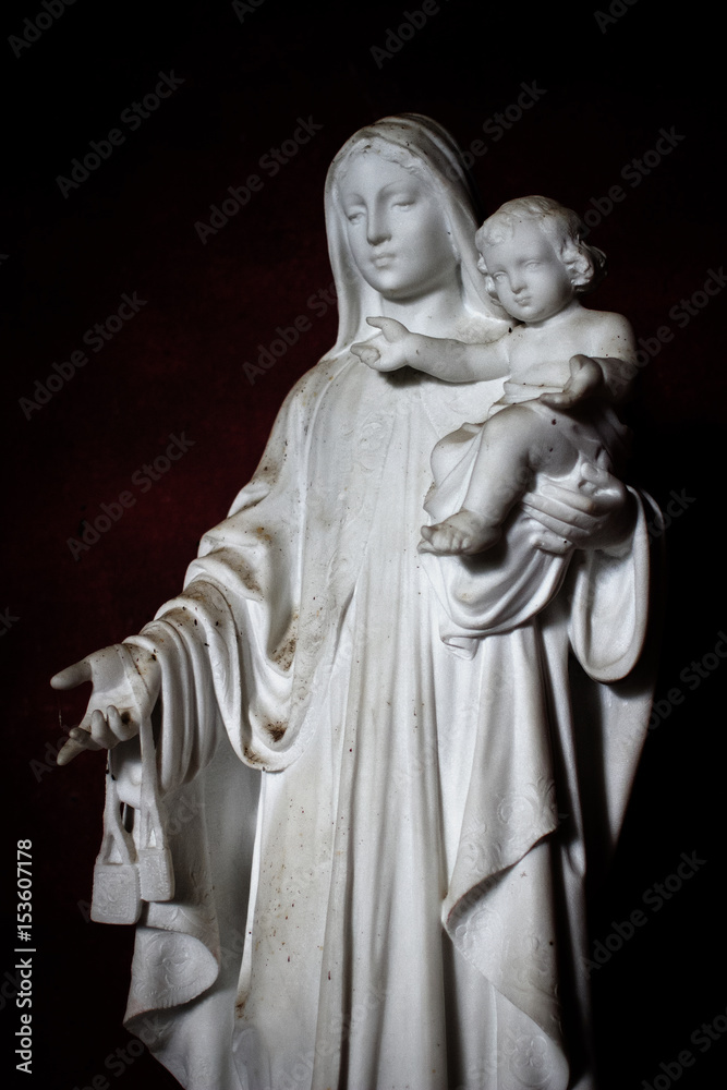 Estatua virgen maria