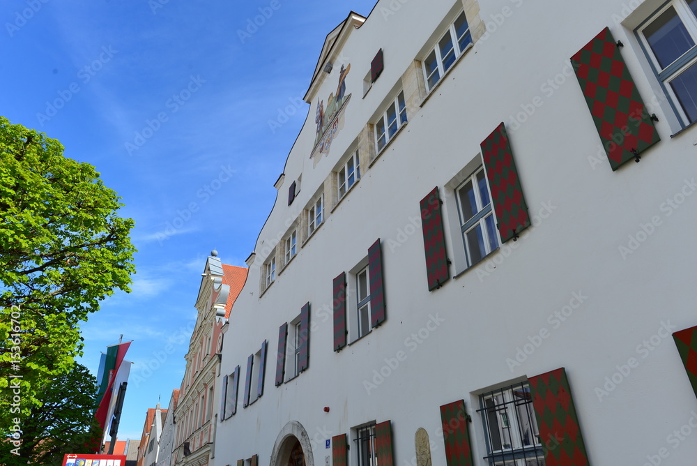 Altes und Neues Rathaus Kelheim in Niederbayern