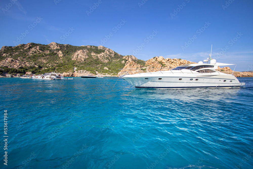 Obraz premium Luxury yacht in the sea