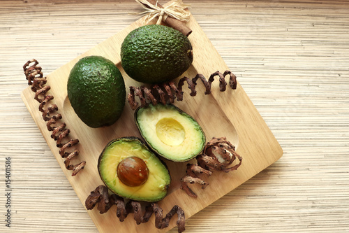 Composition of avacado and decoration