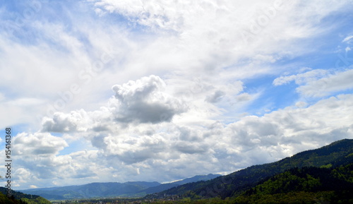 Schwarzwaldpanorama unter Wolken