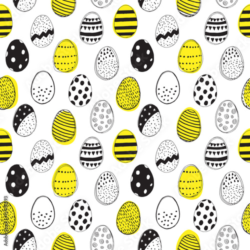 Seamless pattern with easter eggs doodles